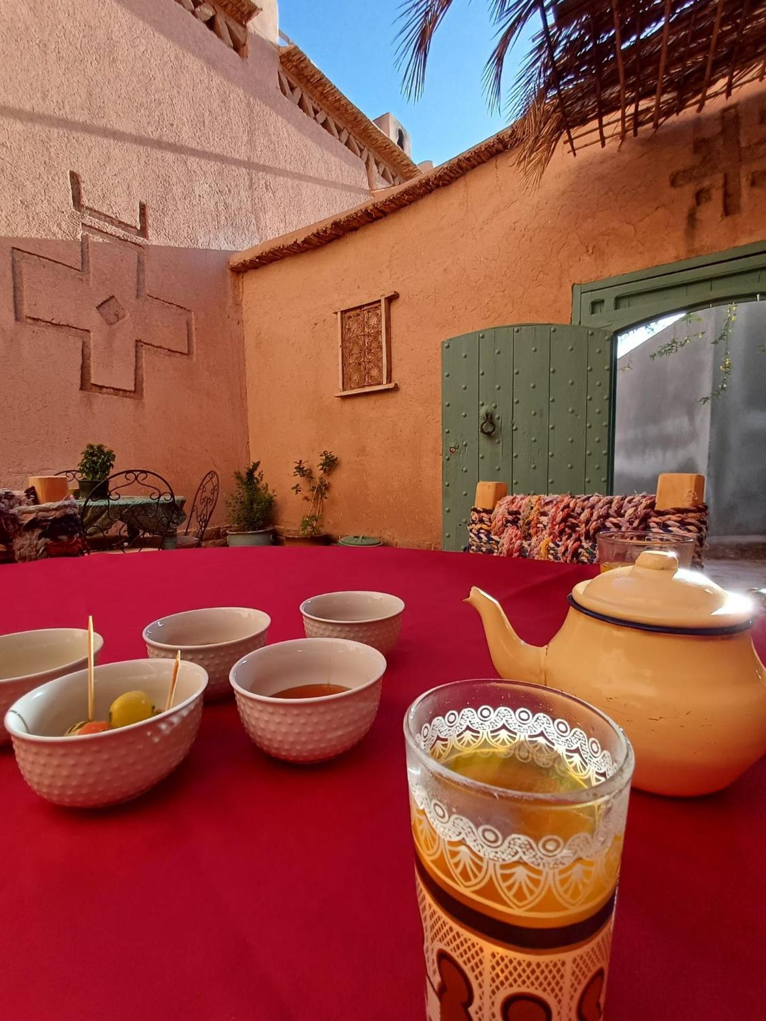 Bed and Breakfast Les Jardins Du M'Goun Kelaat-M'Gouna Esterno foto